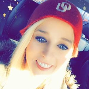 Meet your Posher, Crystal